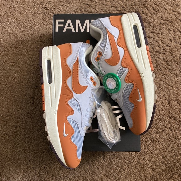 Nike | NWB Nike Air Max 1 Patt - Picture 5 of 10